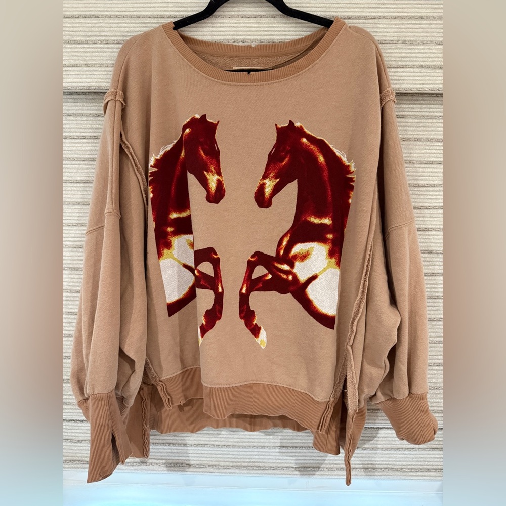 Free People Camden Graphic Sweatshirt – Slow Horses Print XS NWOT - Picture 3 of 3